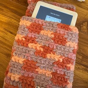 Crochet Tablet Sleeve in Pink and Orange